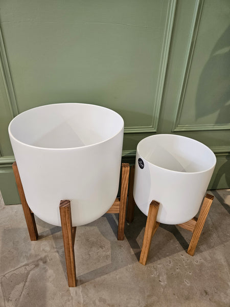 Lisbon pot (with stand) white