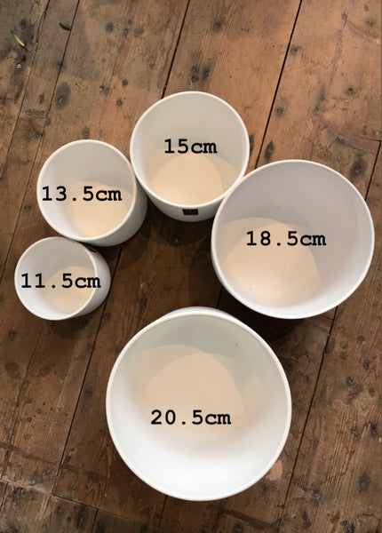 Lisbon pot (White): various sizes